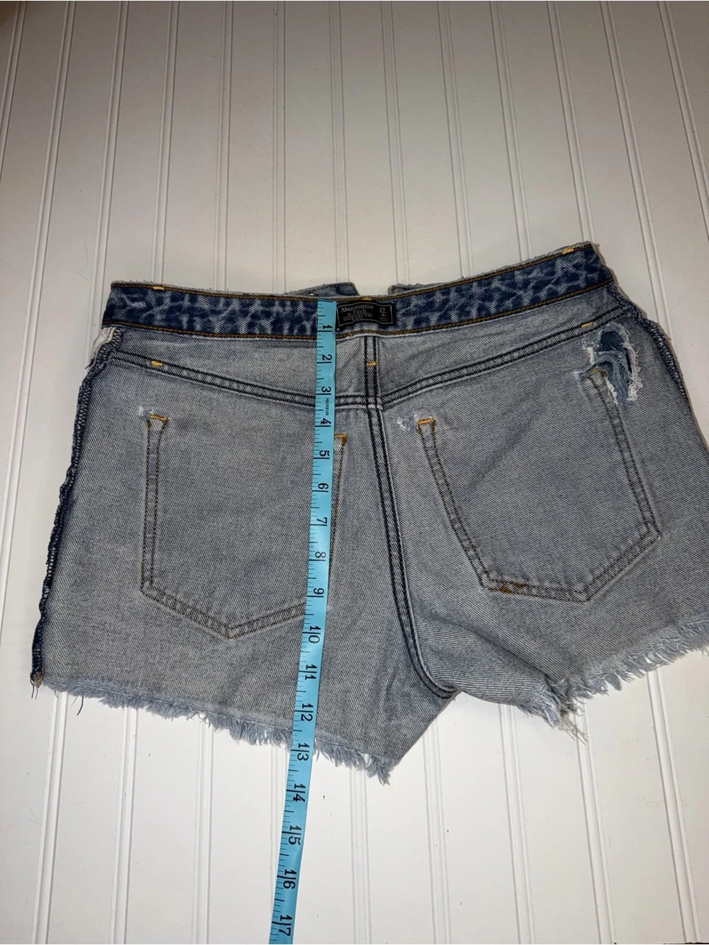 Abercrombie & Fitch Annie High Rise Denim Jean Shorts size 4R/27 Raw Hem